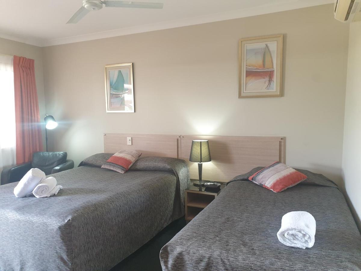 Cobar Central Motor Inn Exterior photo
