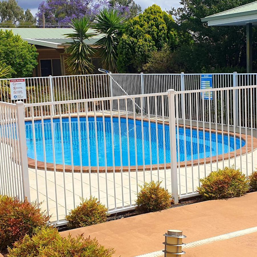 Cobar Central Motor Inn Exterior photo